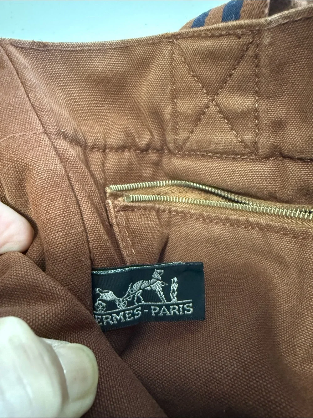 N/A sturdy brown
